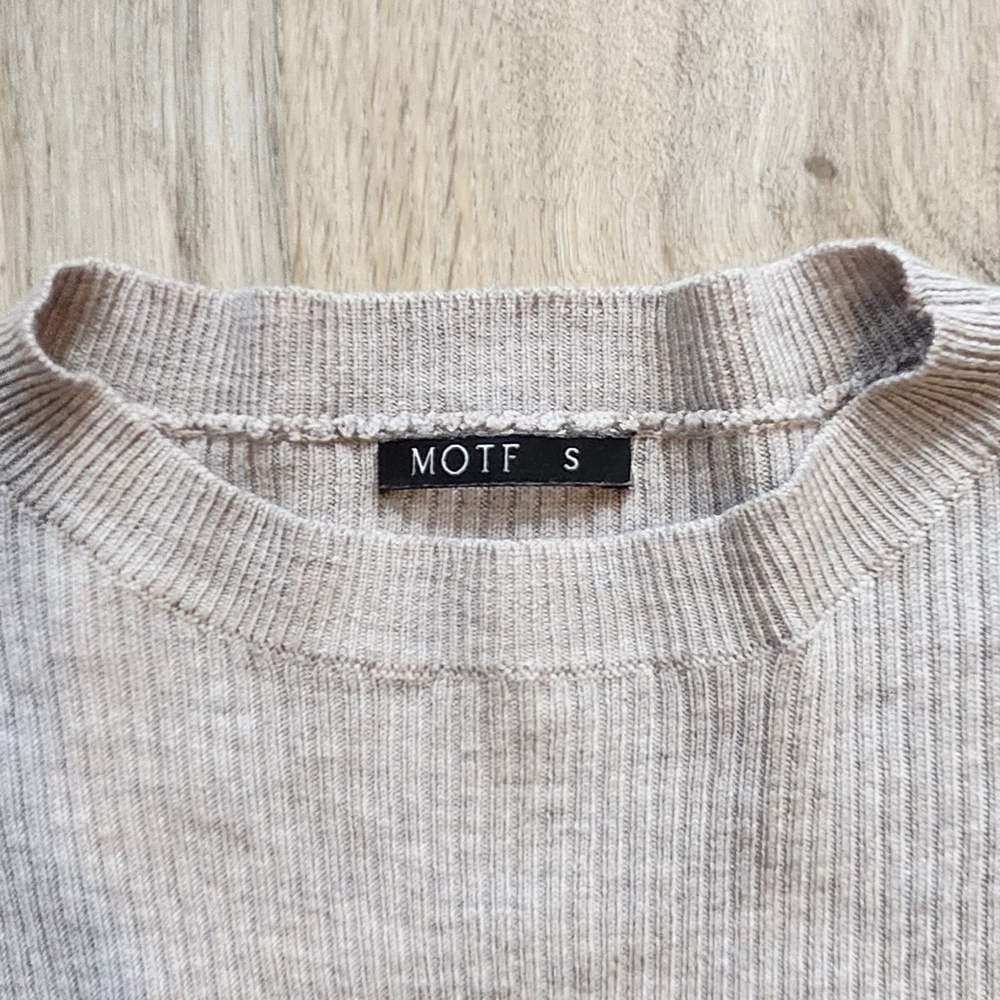 Ribbed Crewneck Sweater in Heathered Mauve Grey, Small MOTF - Picture 2 of 4
